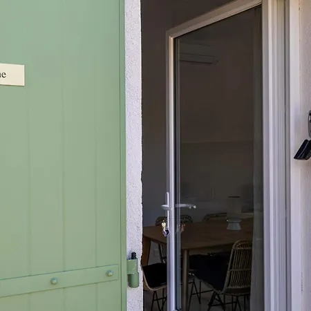Beautiful Flat In The Centre Of Tropez - Parkingpool - 2br6p * Сен-Тропе
